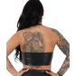 Sexy Leder Crop Top Seduction™ – schwarzes Kunstleder, glänzendes Finish, vorne geschnürt, Neckholder, rückenfrei – perfektes kinky Party Outfit für Festival oder Nachtclub.
