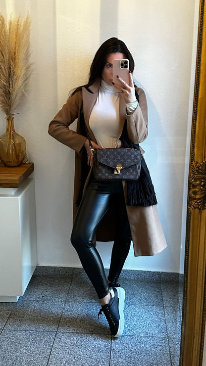 BootyGlow™ Kunstlederleggings