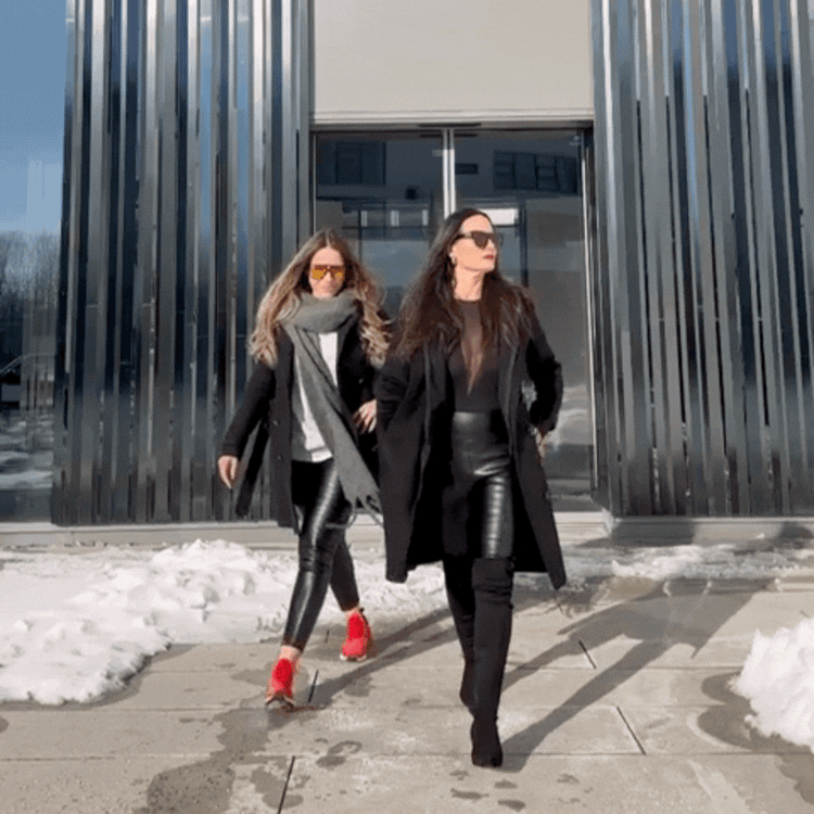 GlamShape™ Kunstlederleggings im Alltag