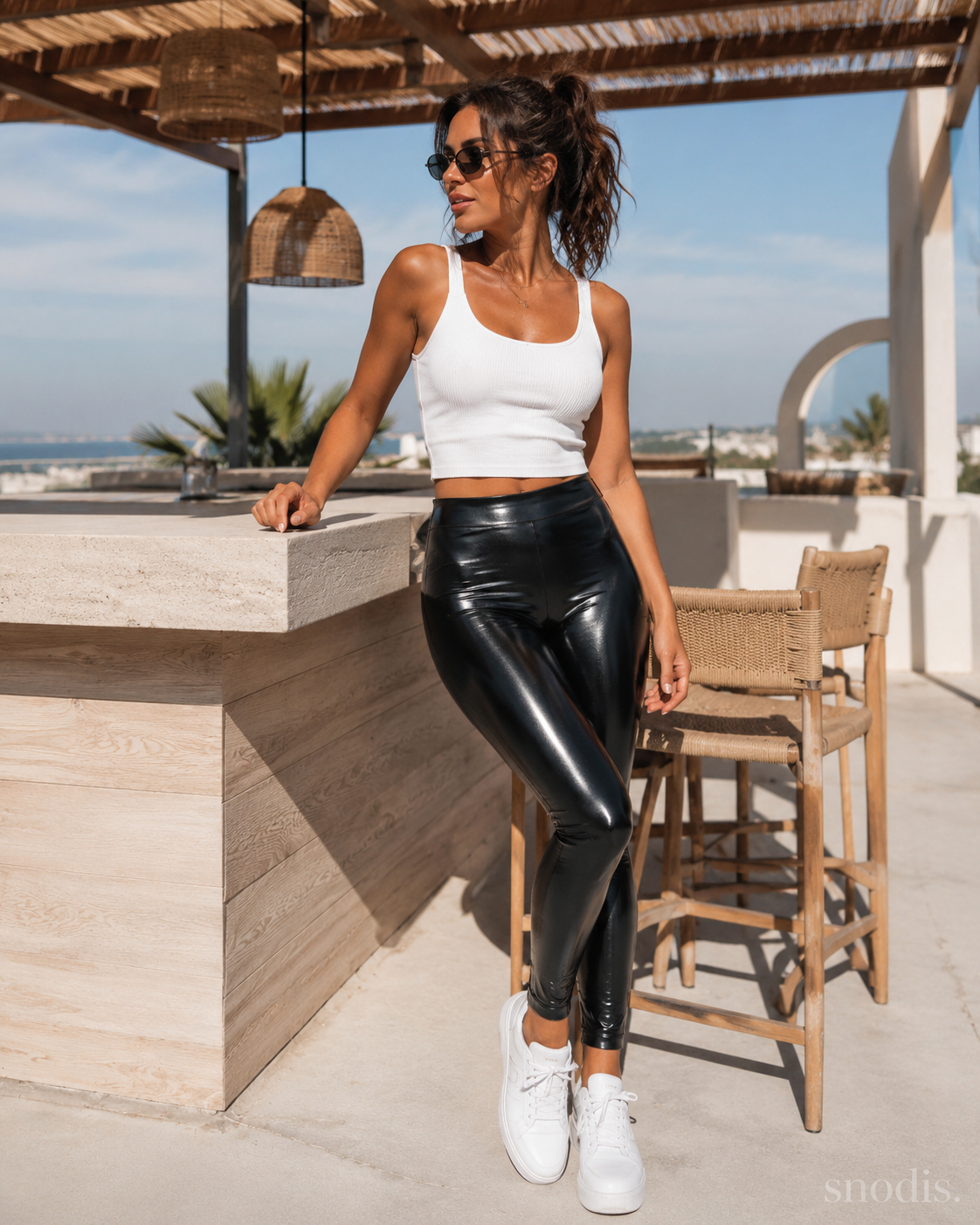 model:female